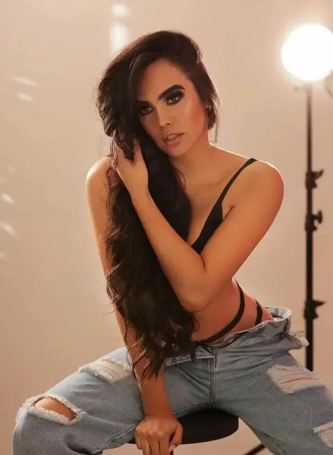 STACY HOT