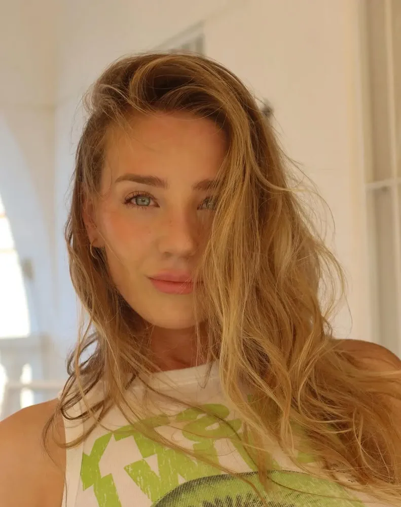 Bethany Lily April