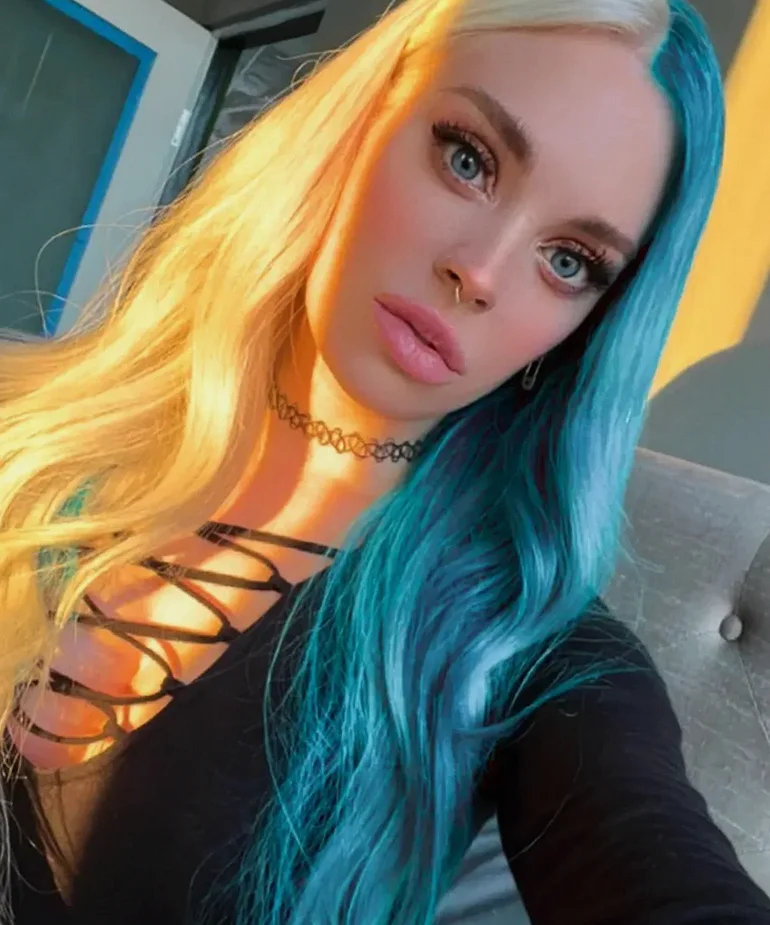 CourtneyySmoke
