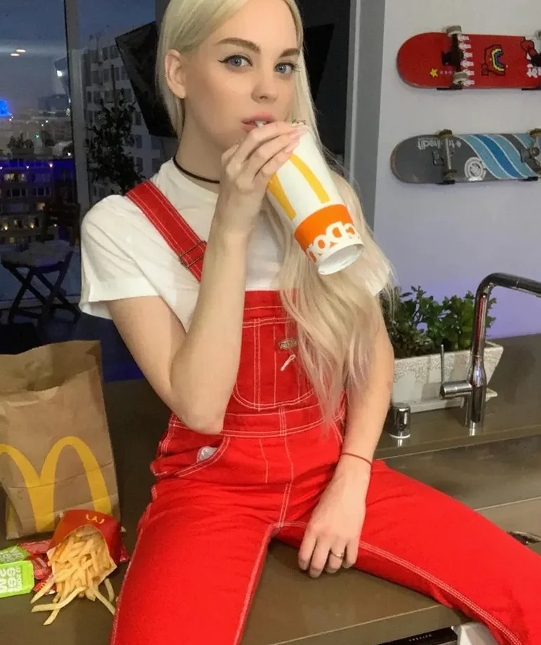 CourtneyySmoke