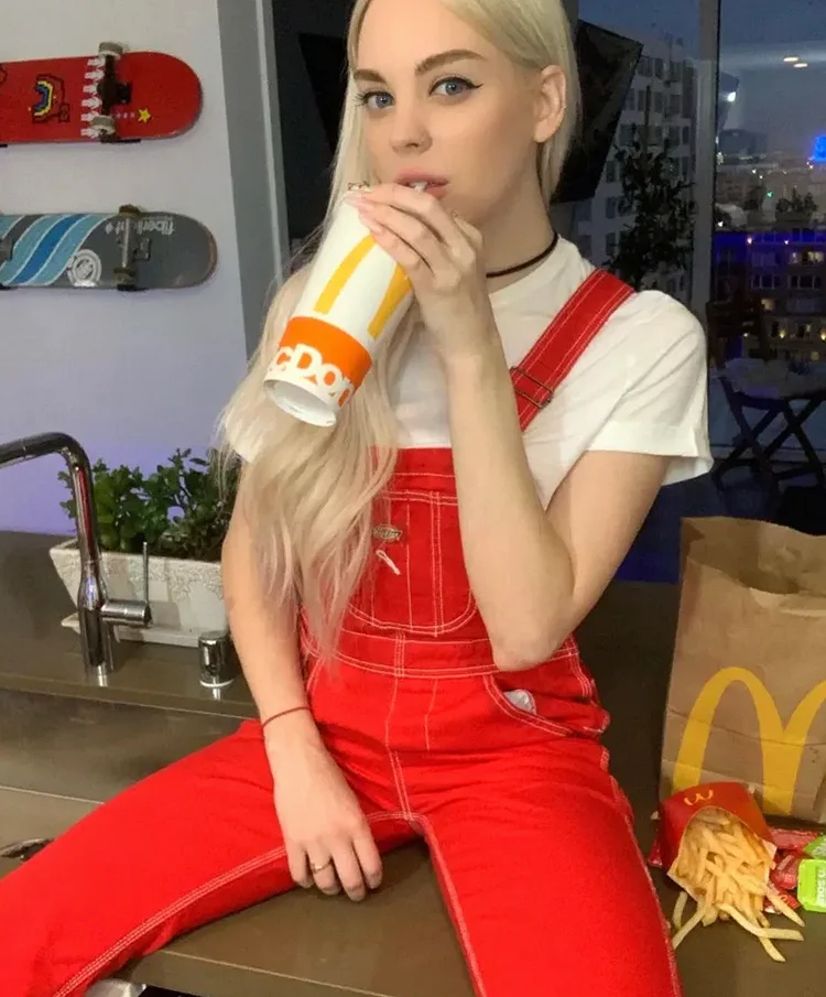 CourtneySmoke