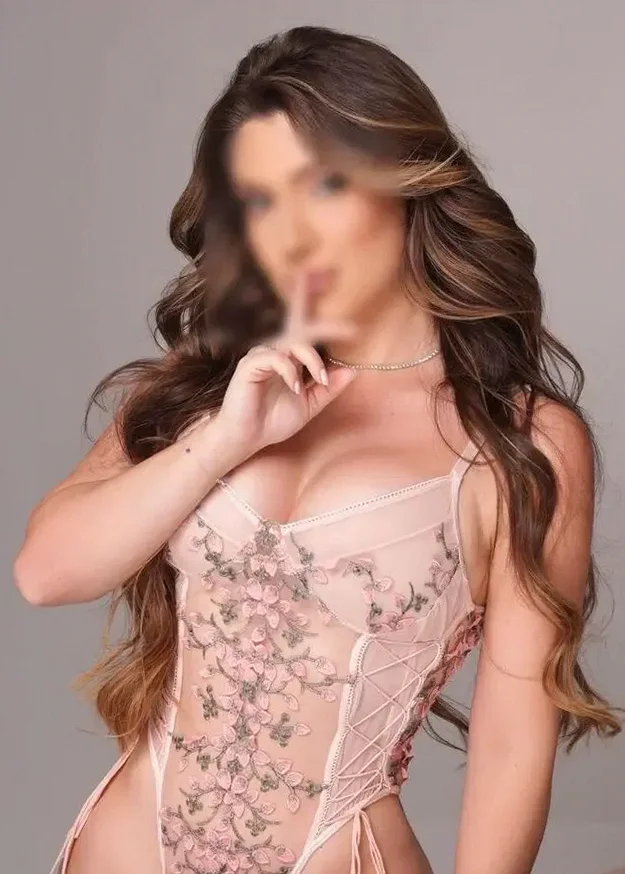 Laura Ferraz