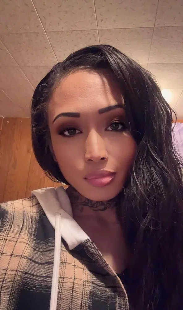 Alexis Kz