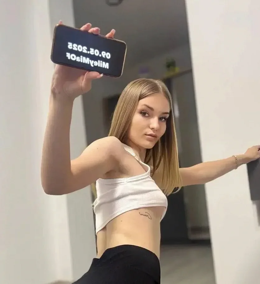 Mia
