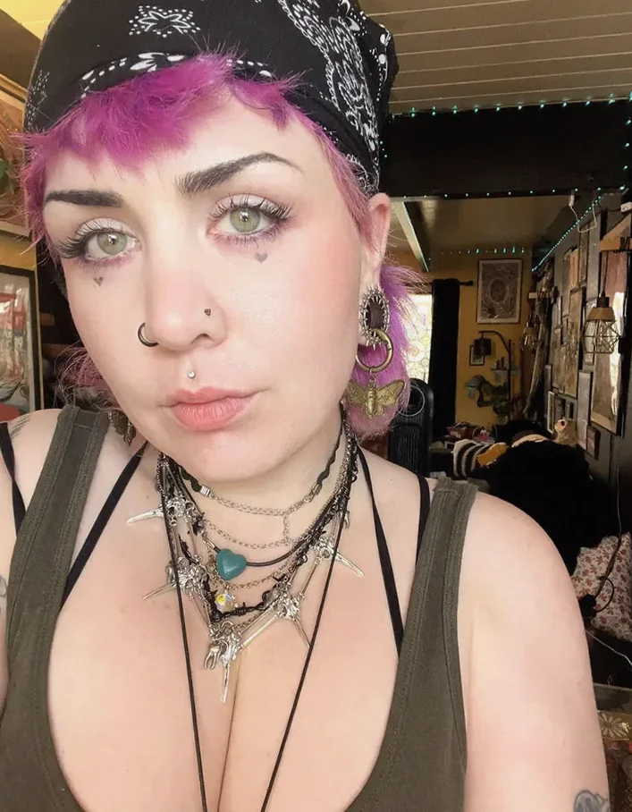 Lo