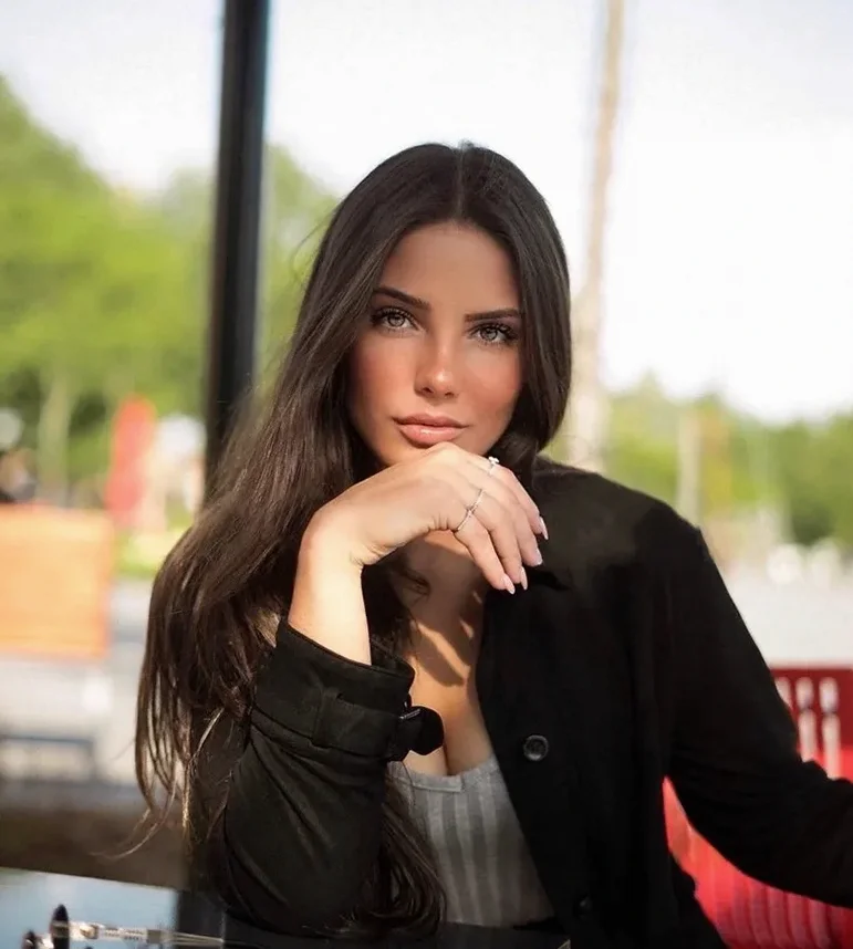 COURTNEY