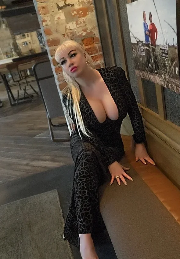 VICTORIAJOLIE
