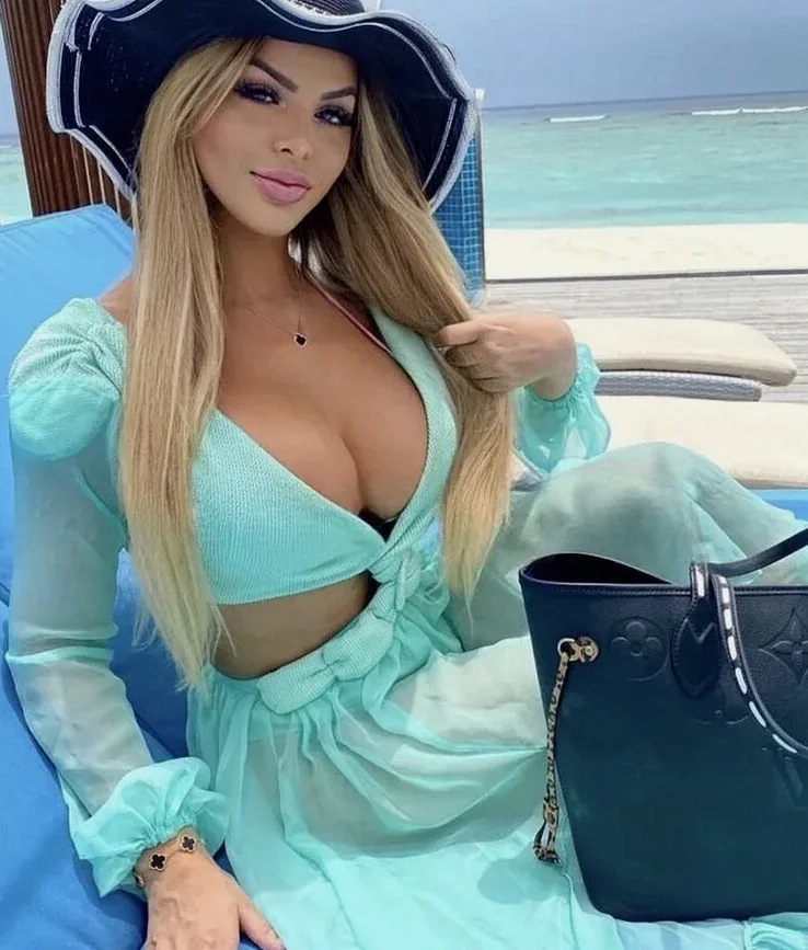 ALEXA FERRARI