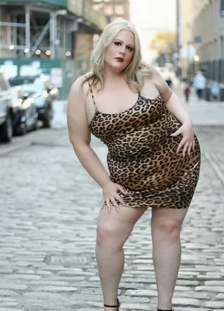 Curvy Mary