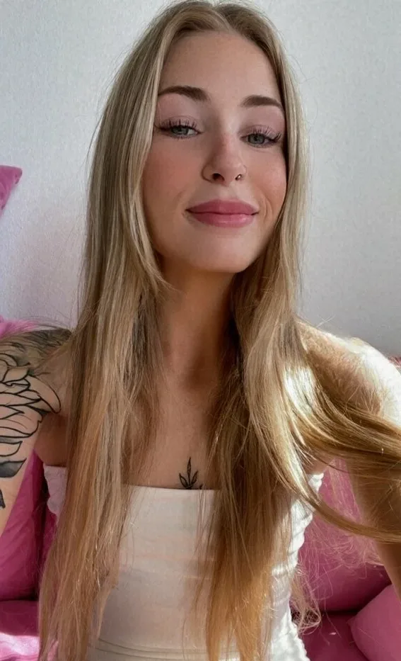 SCARLETT LEHOLD