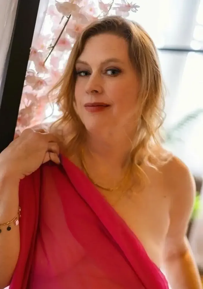 ANITA LOVE